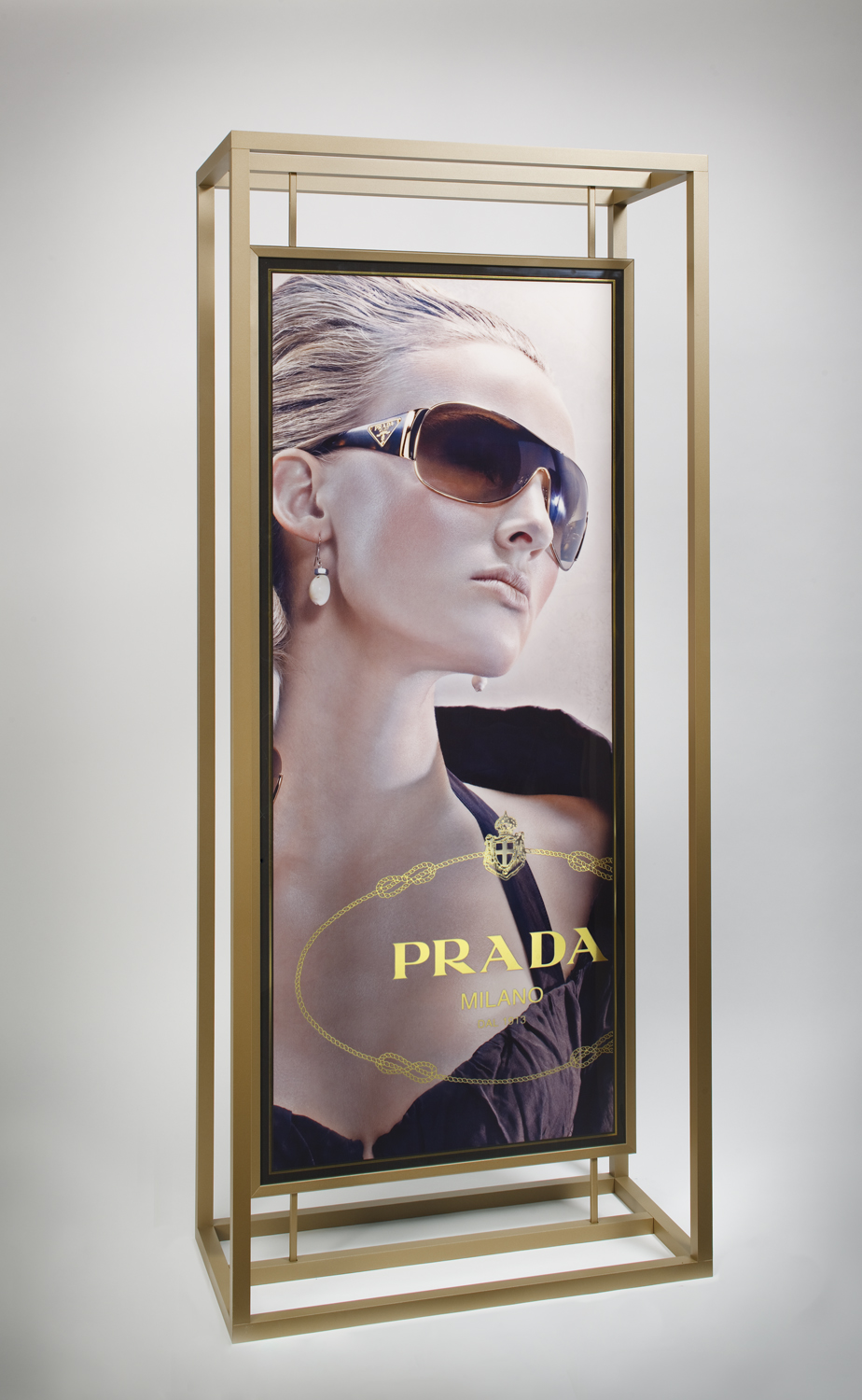 Prada Fashion Poster – Basic Outline Interiors